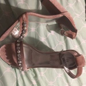 Pink High heals